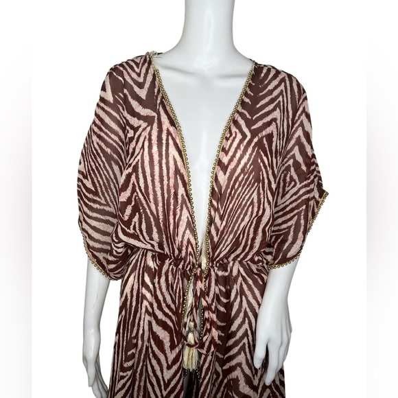 True Destination Challis Printed Long Beach Cover Up - Picture 4 of 14